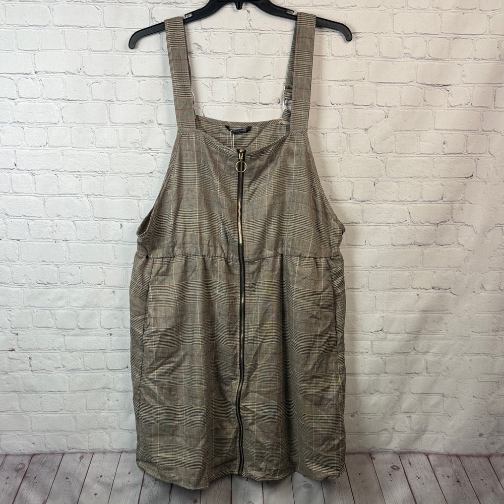 BloomChic Plaid Mini Dress with Zip Front Plus Size 2X - Picture 2 of 6